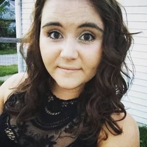 Meet your Posher, Brenna